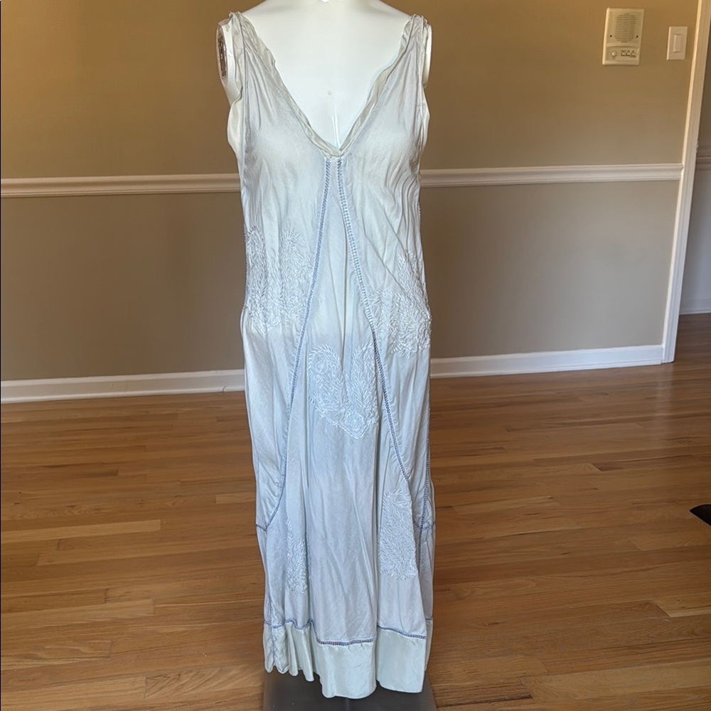 Nicky Hilton embroidered midi dress